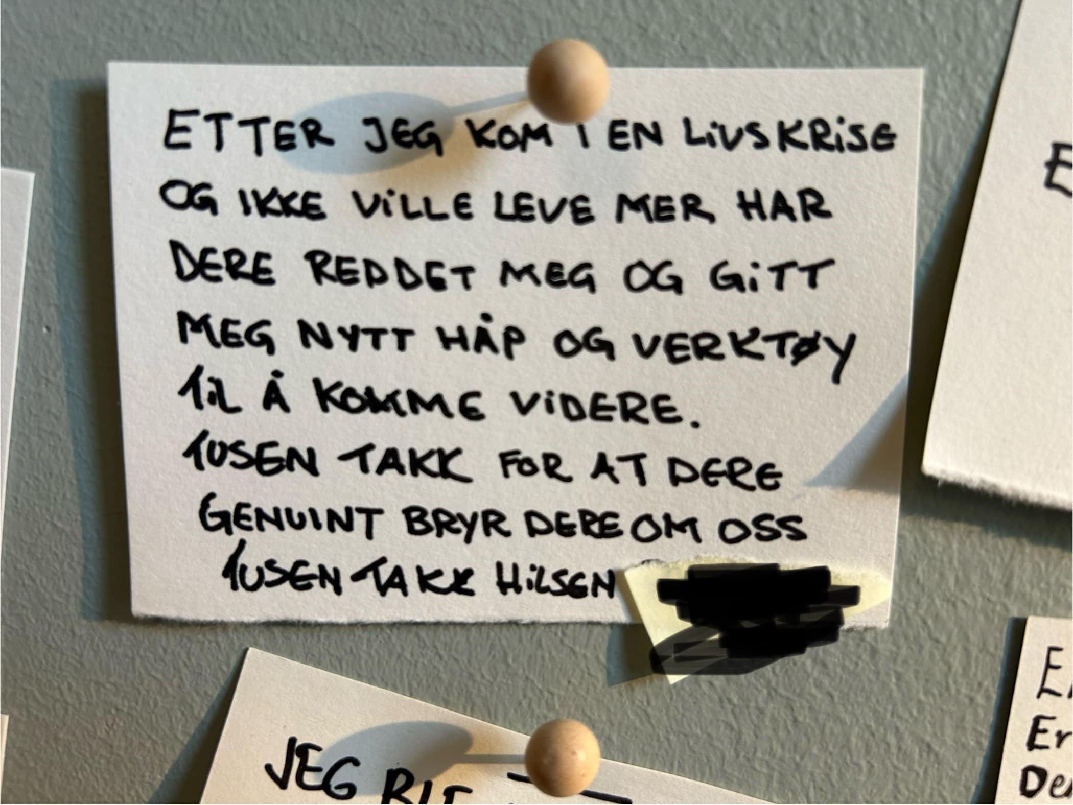 En lapp fra Håpsveggen viser nytt livsmot.