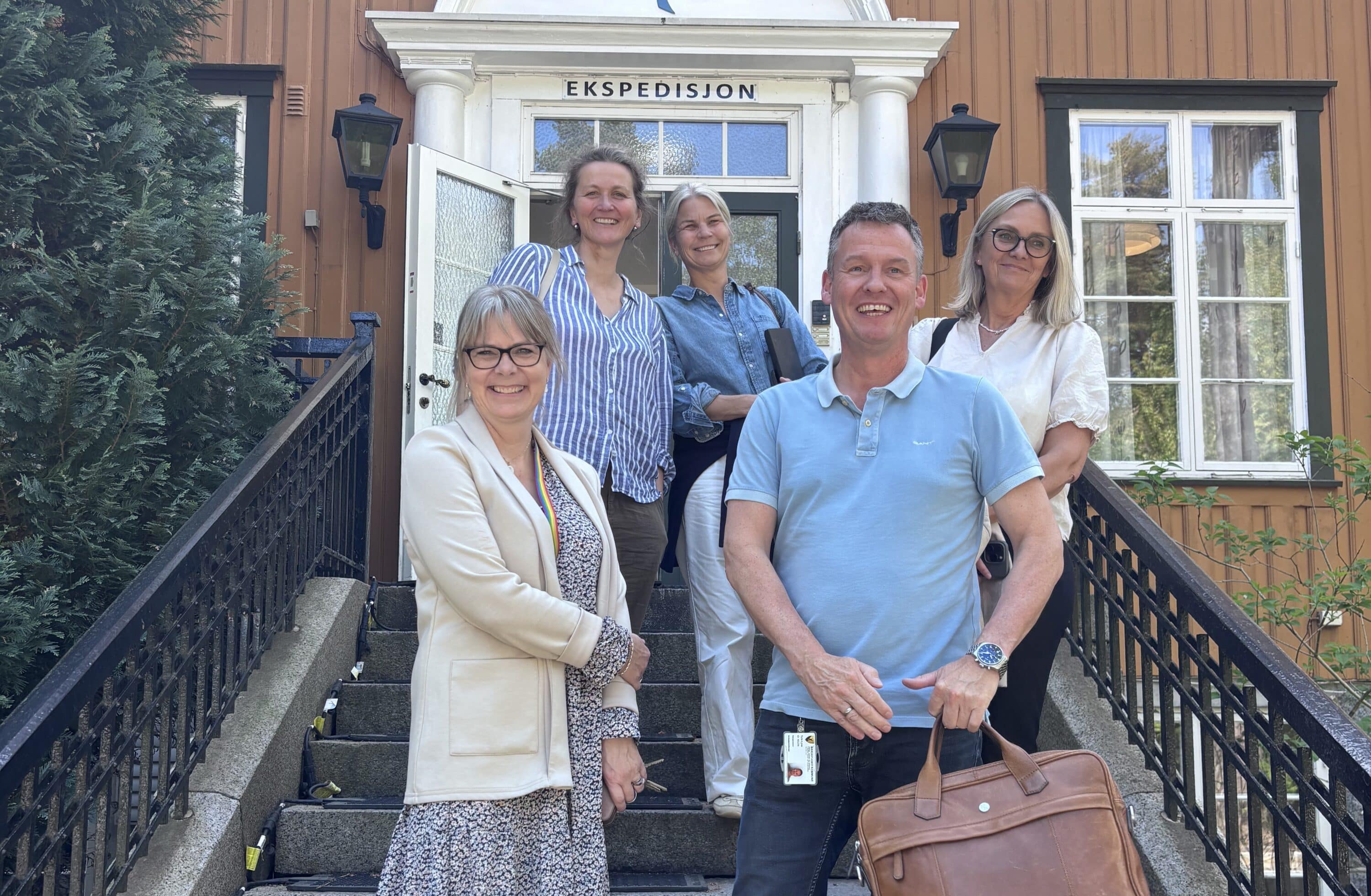 Én vei inn: pilotprosjekt for ny og raskere vei til psykisk helsehjelp 