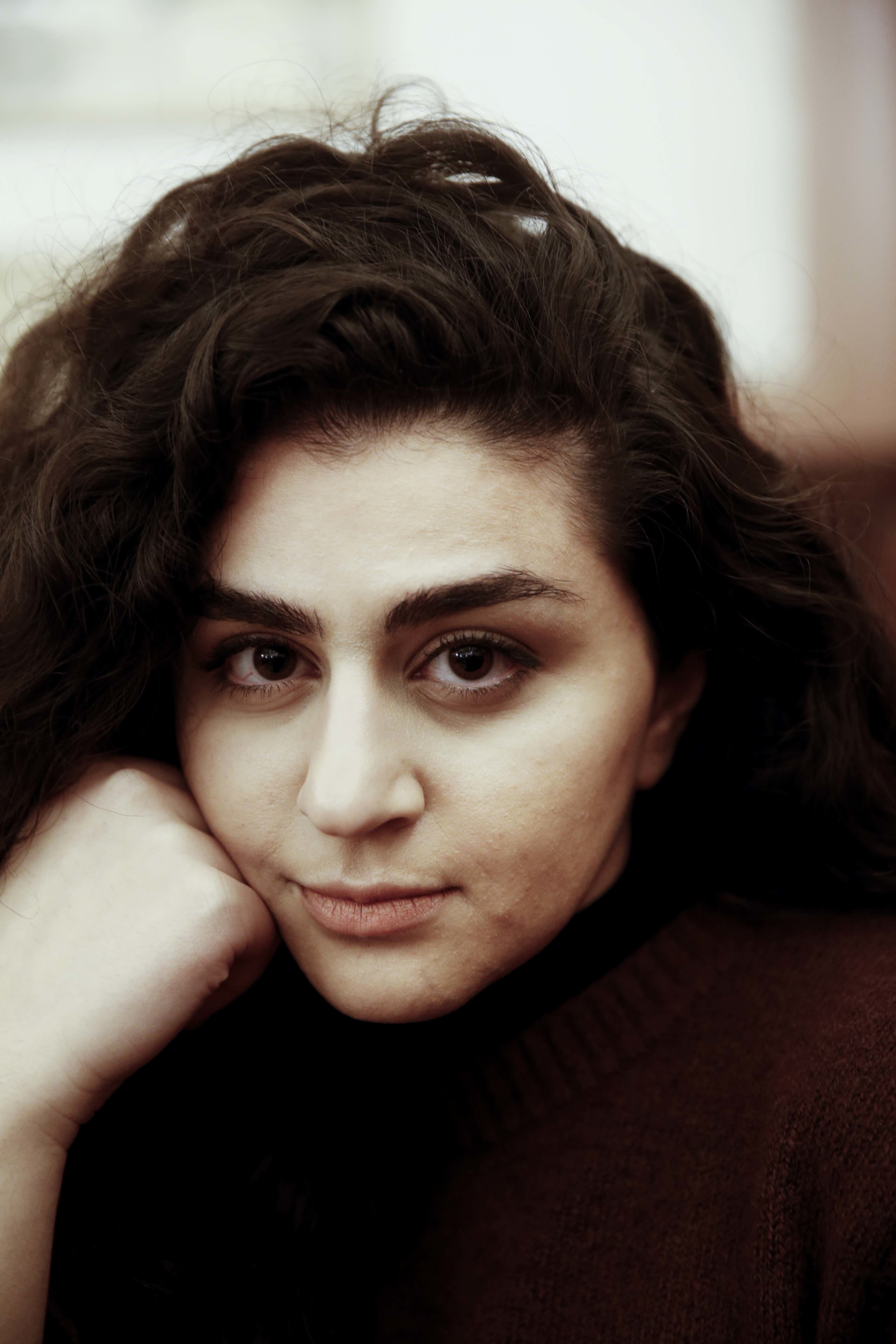 Sofia Nesrine Srour, "De skamløse jentene"