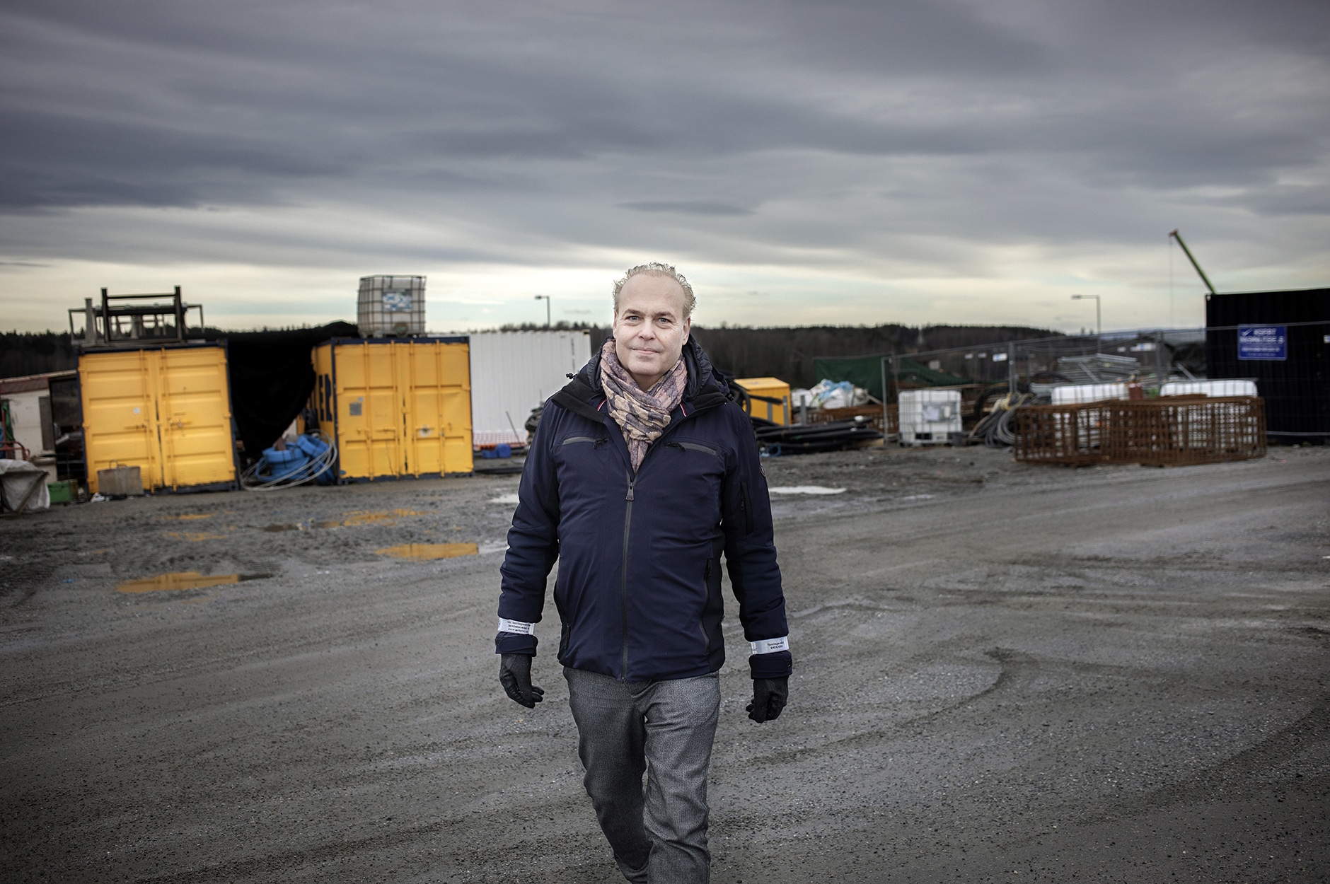 Bilde av Terje Røed-Hansen som er ute og går tur